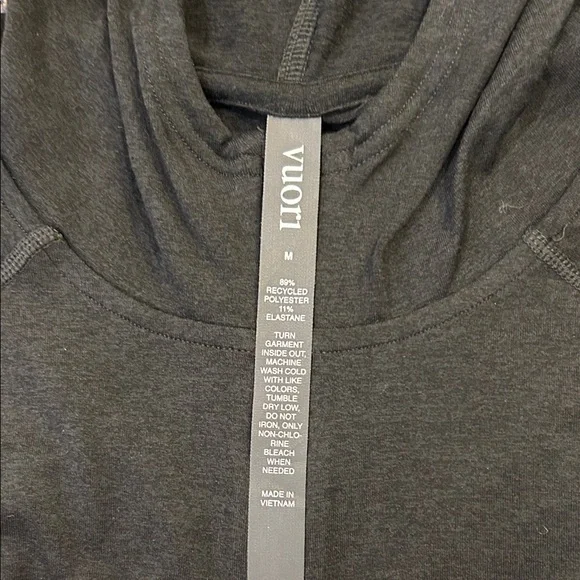 Vuori Black Performance Men's Hoodie Golf Edition - Picture 4 of 4